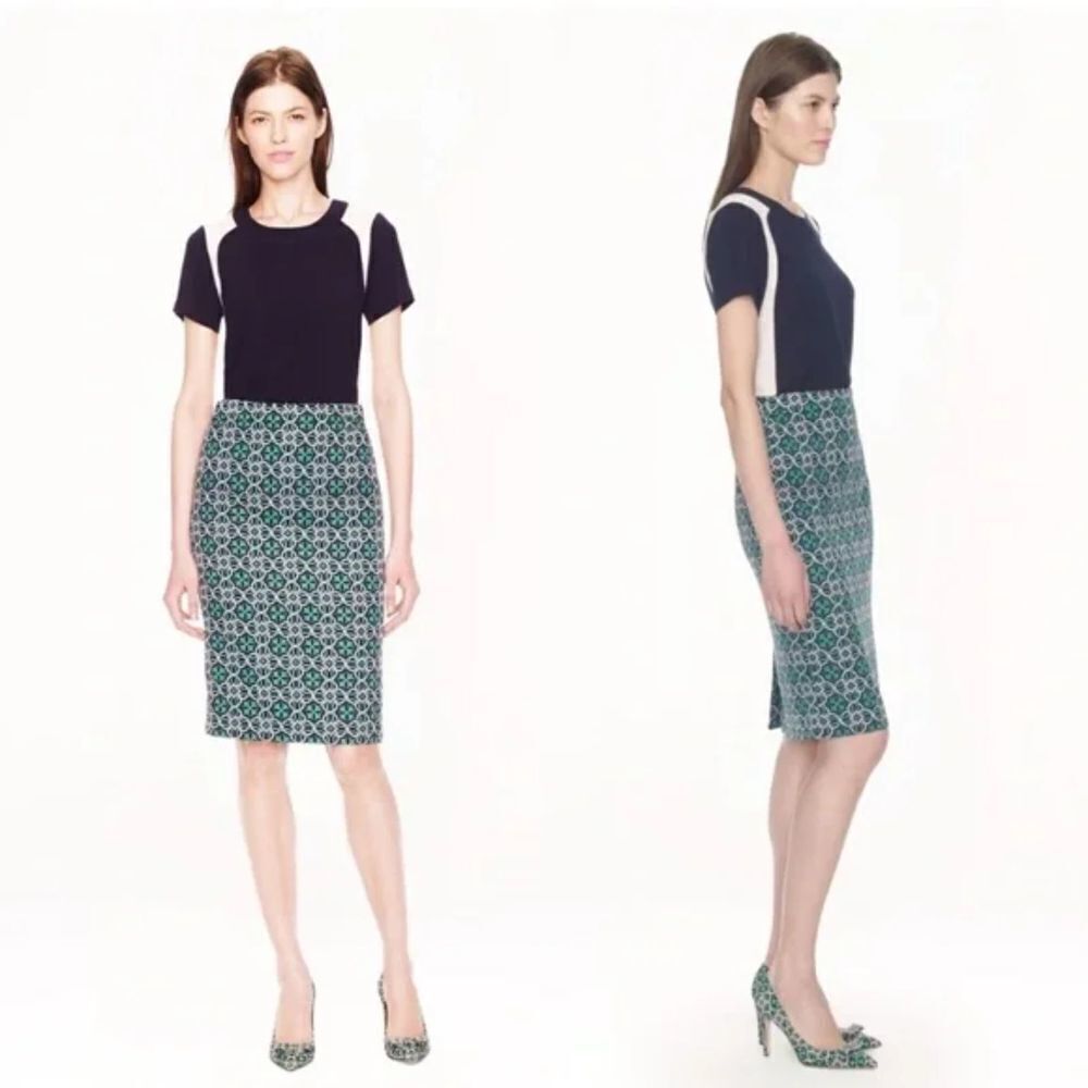 J. CREW Green Pink Navy Blue Lattice Medallion Pencil Skirt Business Size 2